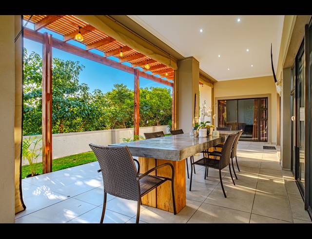 4 BEDROOM HOUSE FOR SALE IN SHEFFIELD BEACH